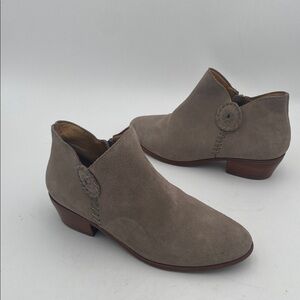 Jack Roger’s Women's Suede Ankle Boots - Taupe women 8M office casual retro Y2K